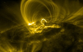Image data taken from TRACE (Transition Region and Coronal Explorer) NASA space telescope